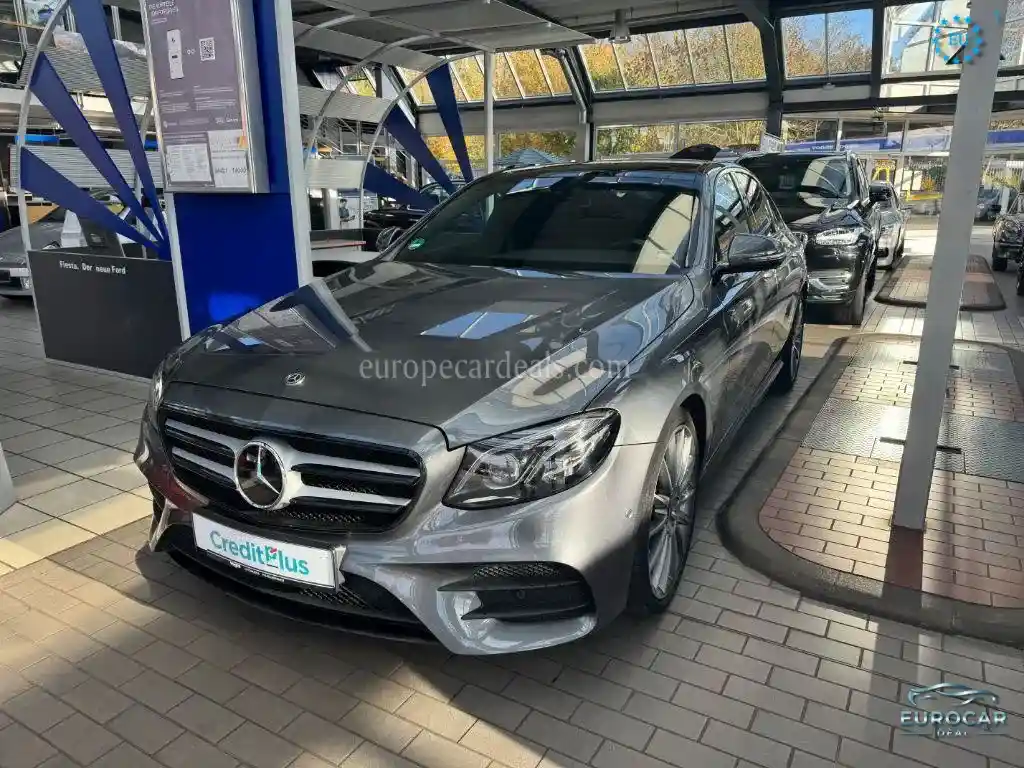 Mercedes-Benz E 220