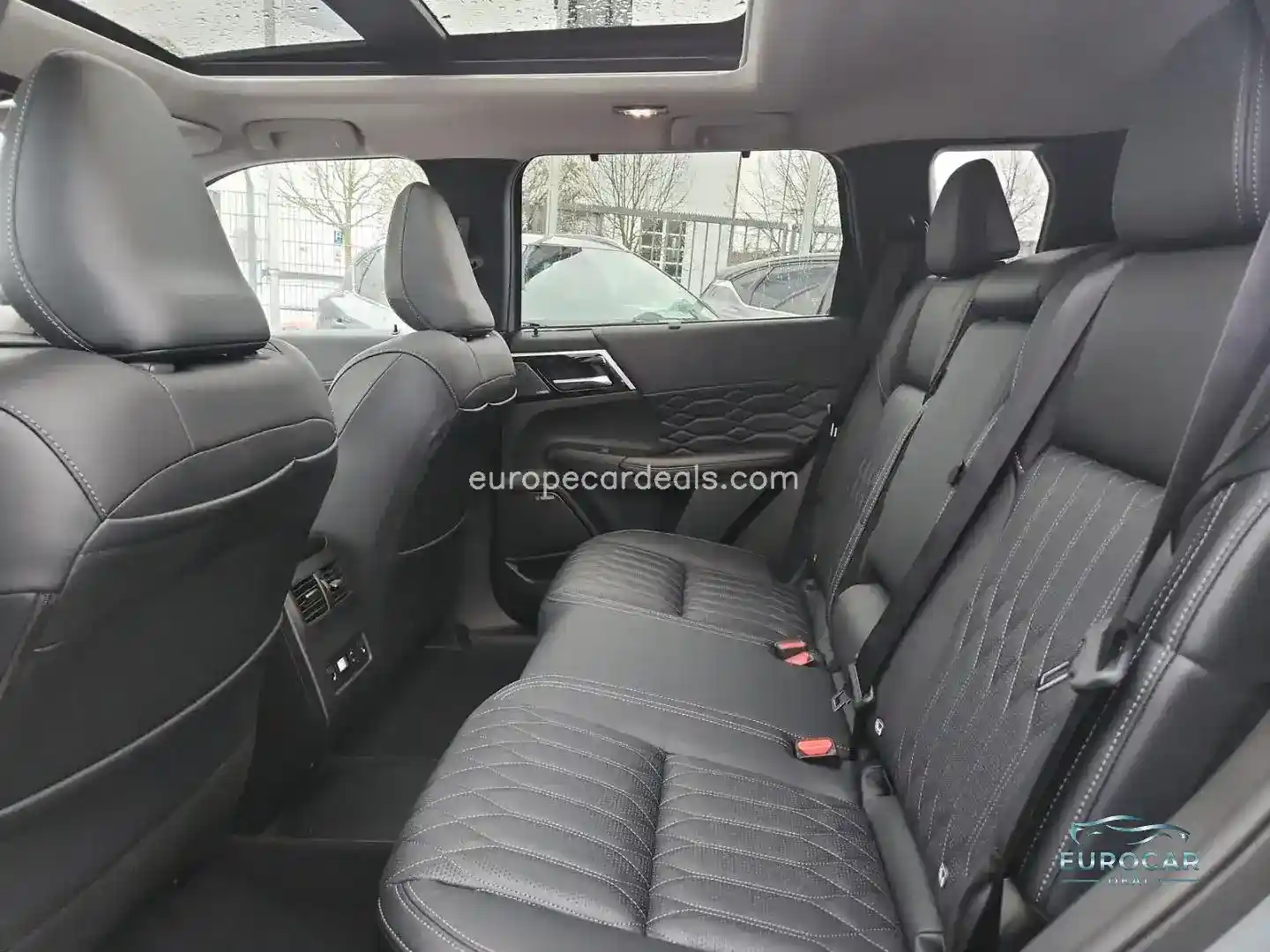 Mitsubishi Plug-in Hybrid Outlander