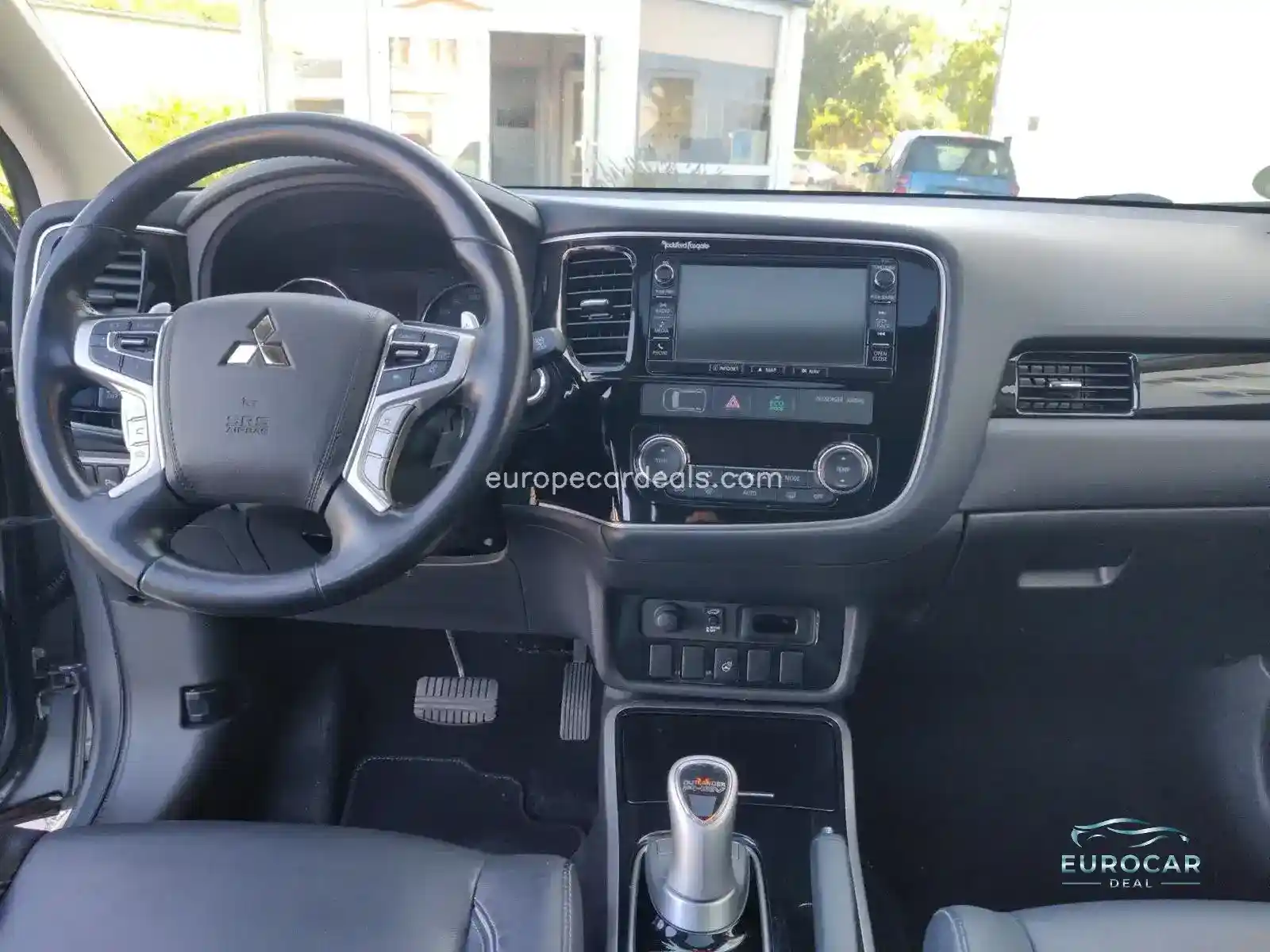 Mitsubishi Plug-in Hybrid Outlander