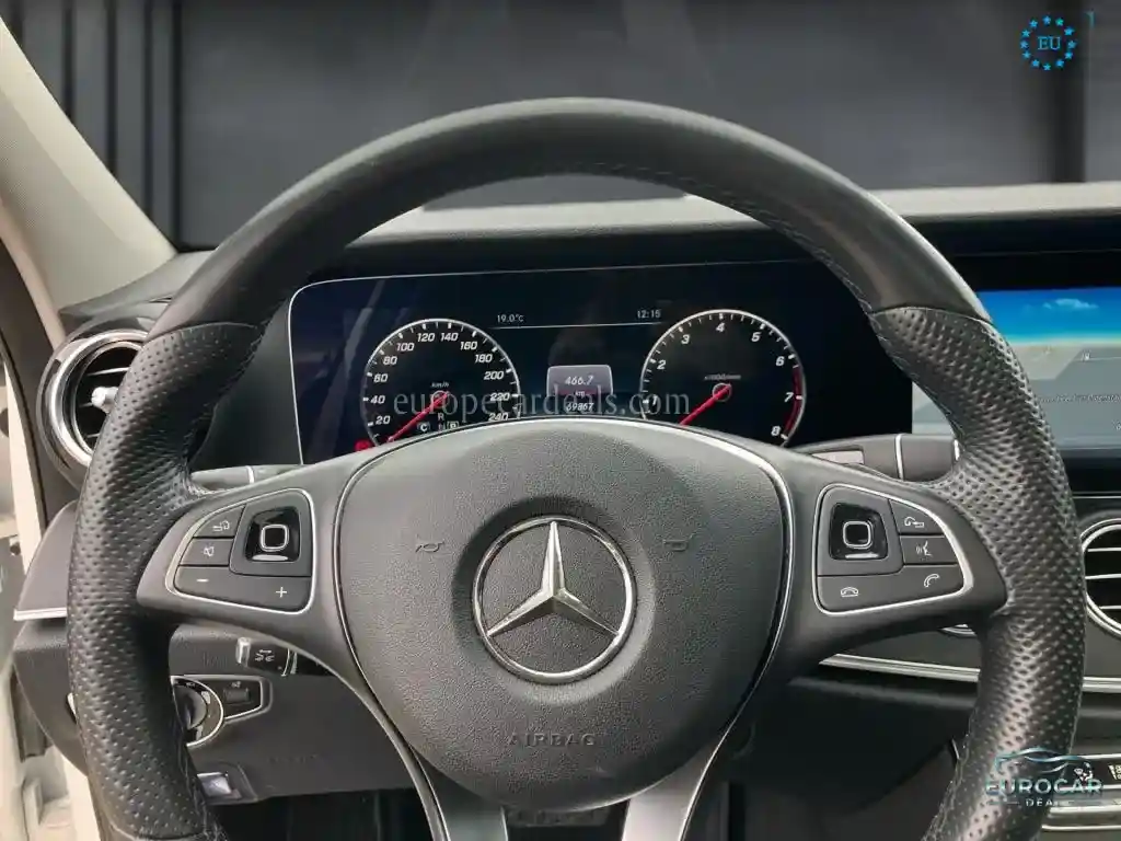 Mercedes-Benz E 400