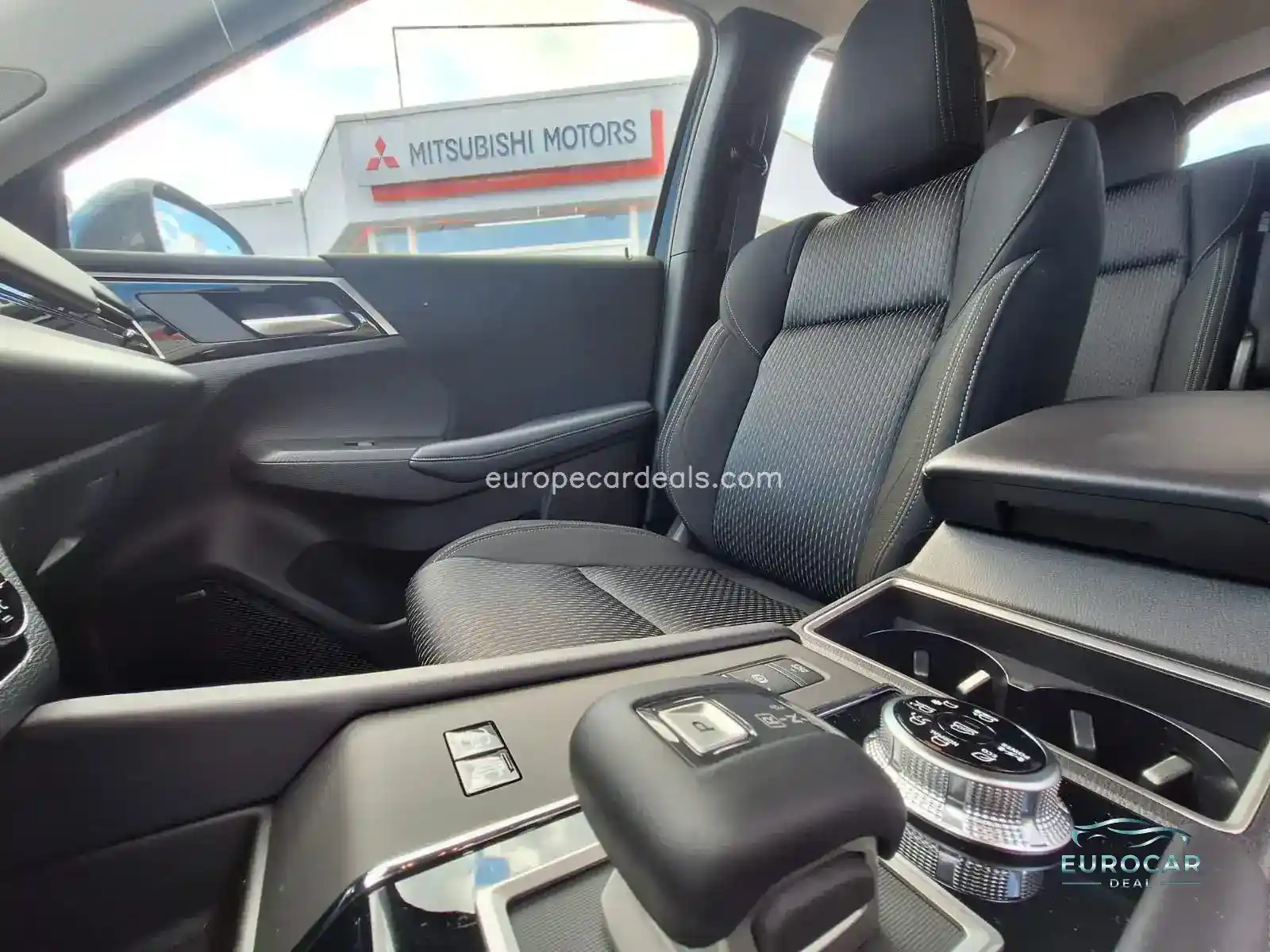 Mitsubishi Plug-in Hybrid Outlander