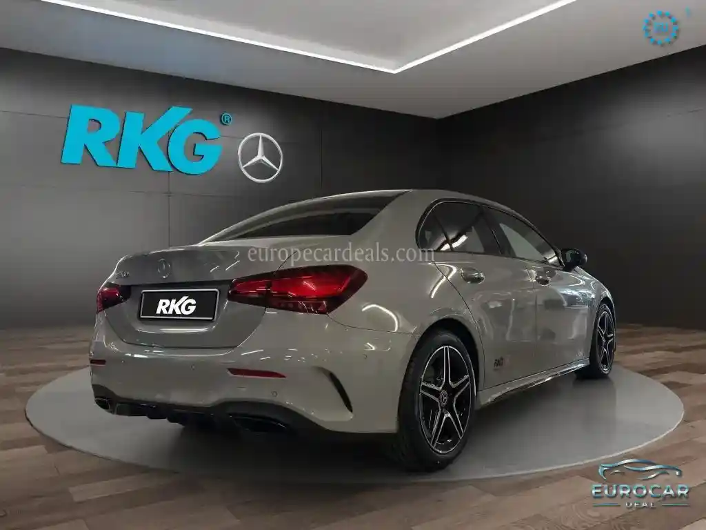 Mercedes-Benz A 200