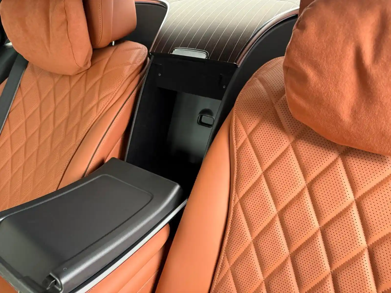 Mercedes-Benz S 400