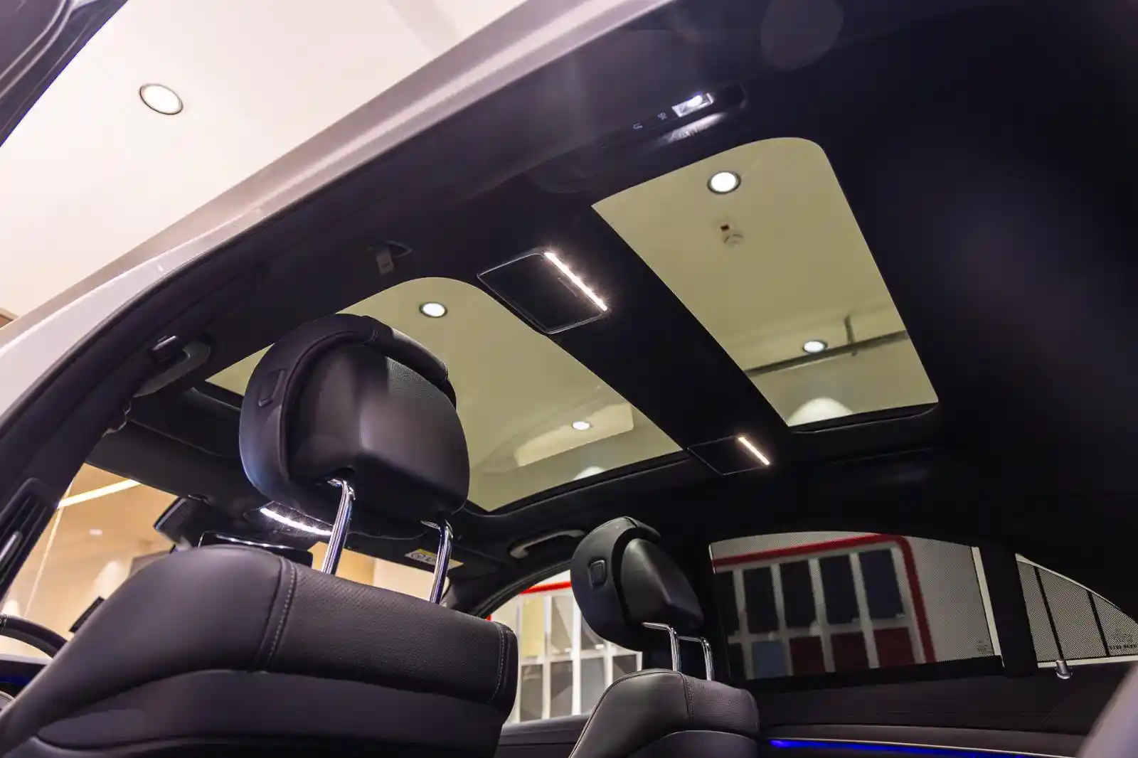 Mercedes-Benz S 400