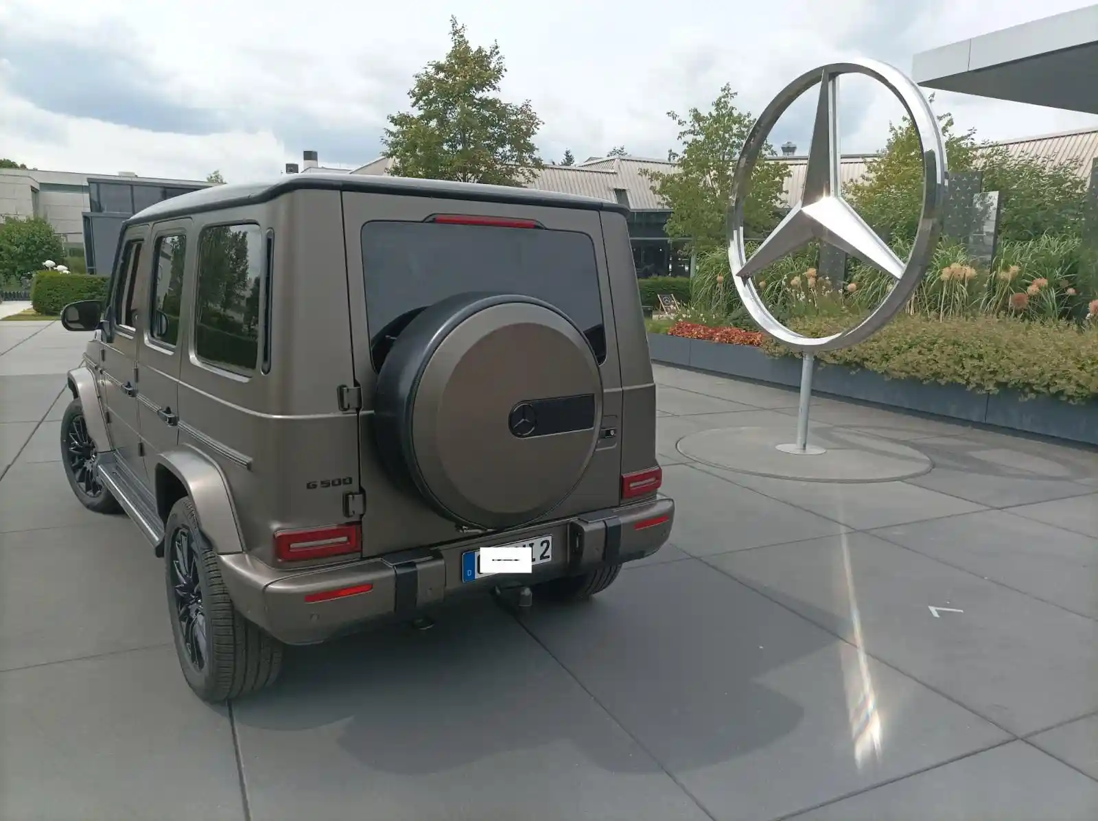 Mercedes-Benz G 500