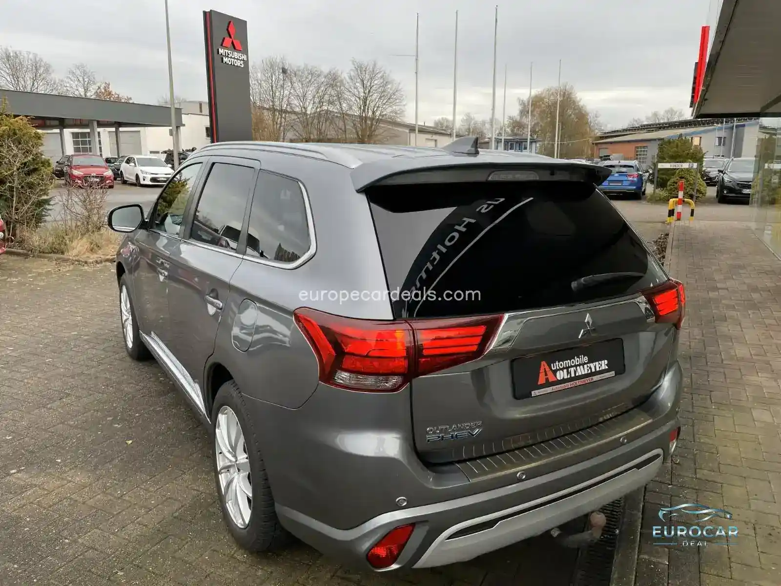 Mitsubishi Plug-in Hybrid Outlander
