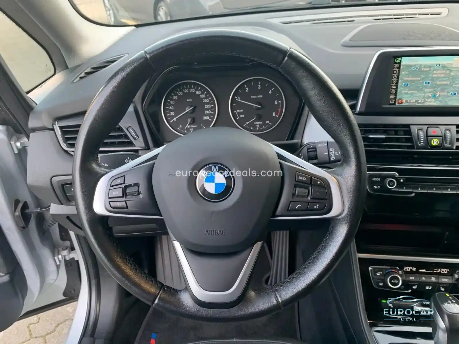 BMW 220