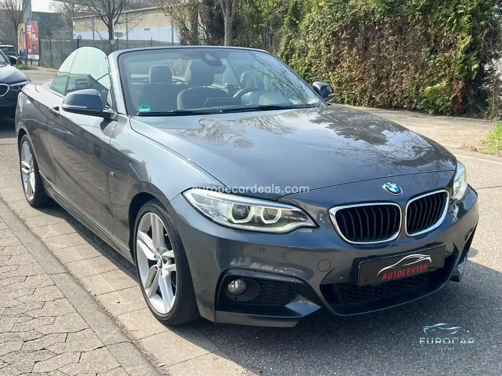BMW 220