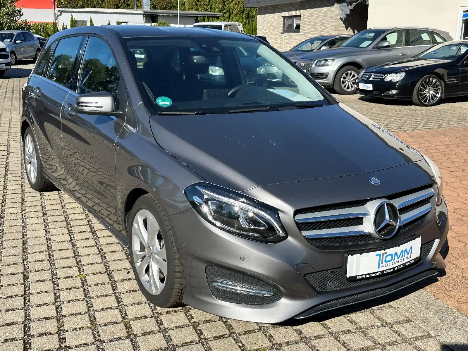 Mercedes-Benz B 200
