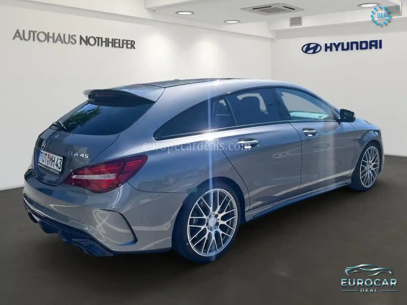 Mercedes-Benz CLA 45 AMG Shooting Brake