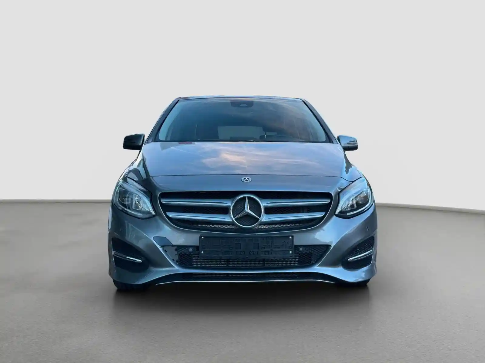 Mercedes-Benz B 220
