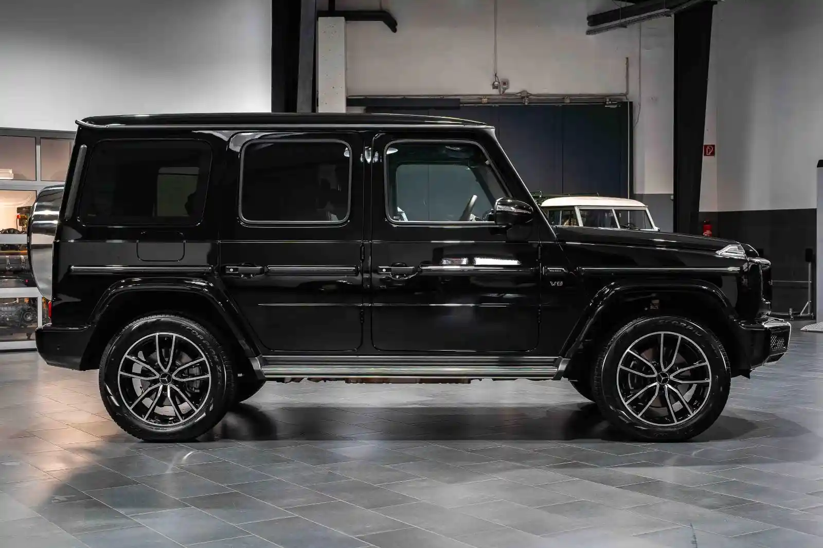 Mercedes-Benz G 500