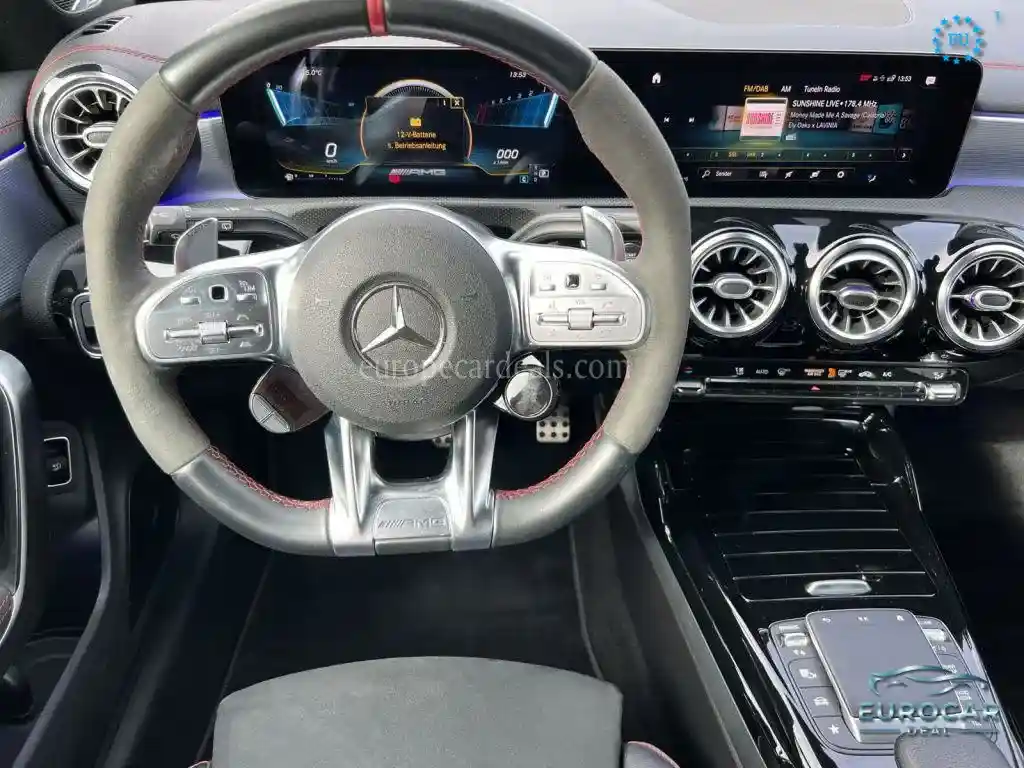 Mercedes-Benz CLA 45 AMG Shooting Brake
