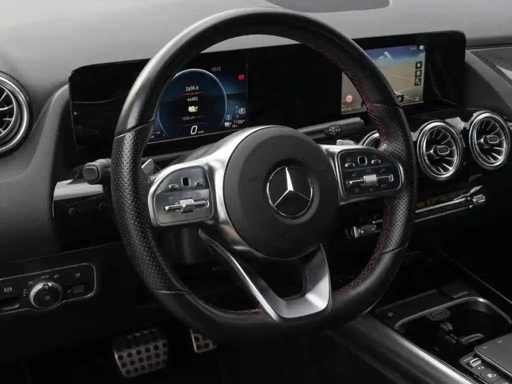 Mercedes-Benz B 250