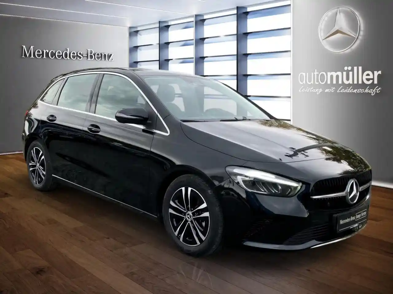 Mercedes-Benz B 200