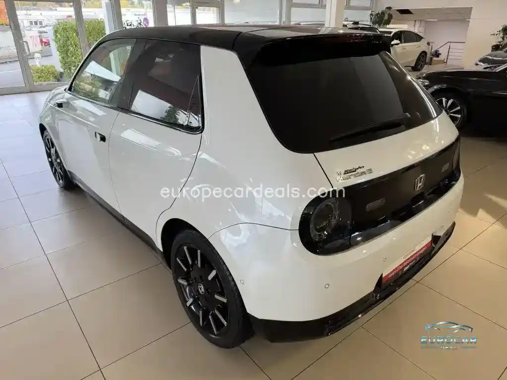 Honda e