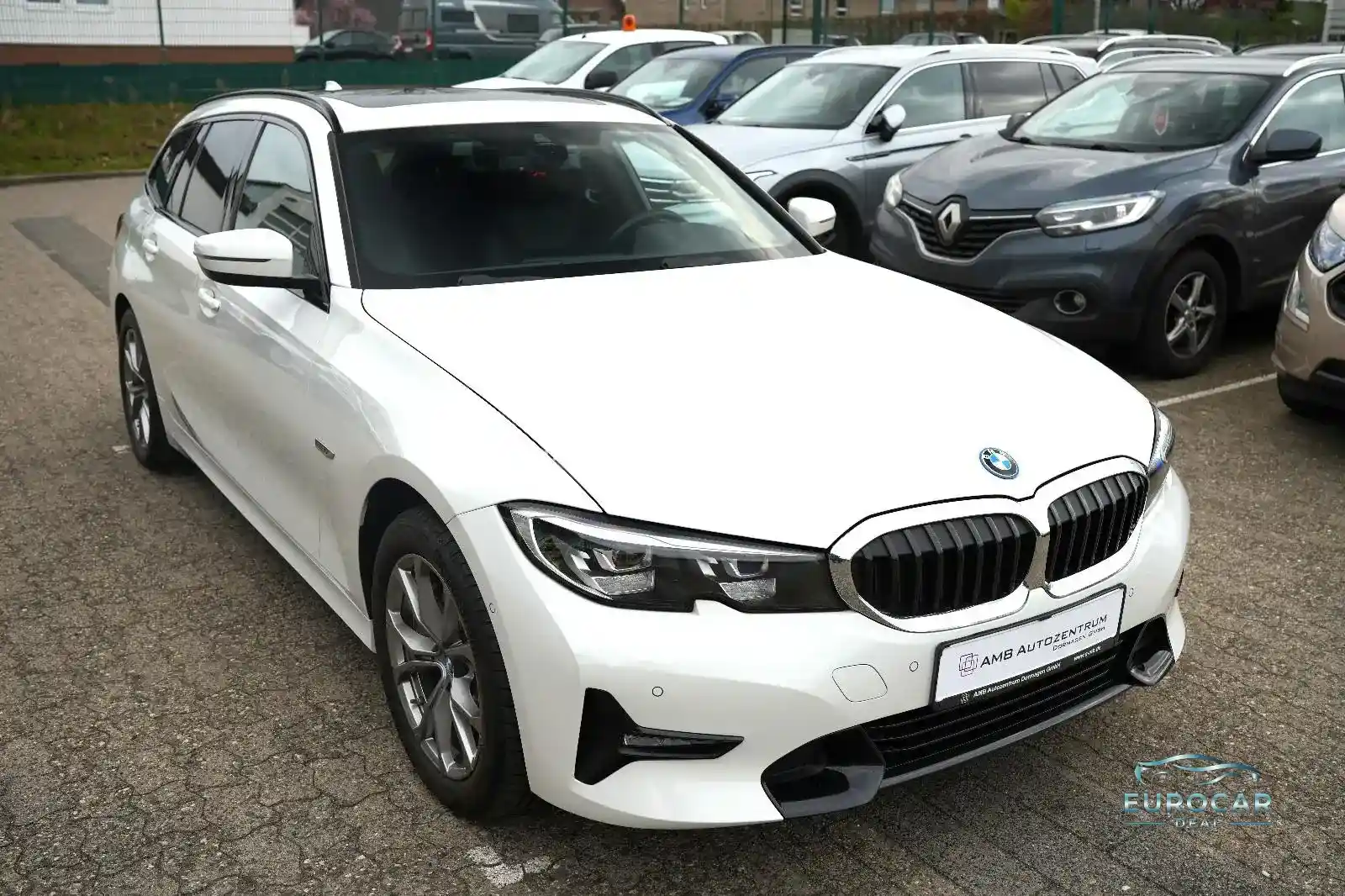 BMW 330