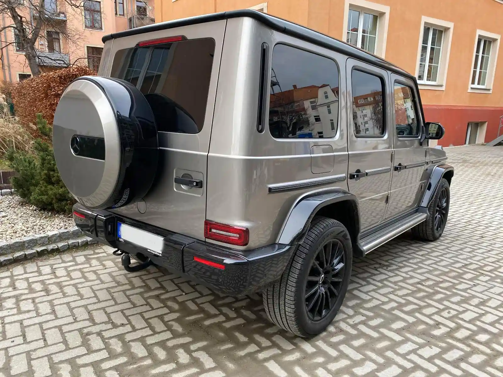 Mercedes-Benz G 500