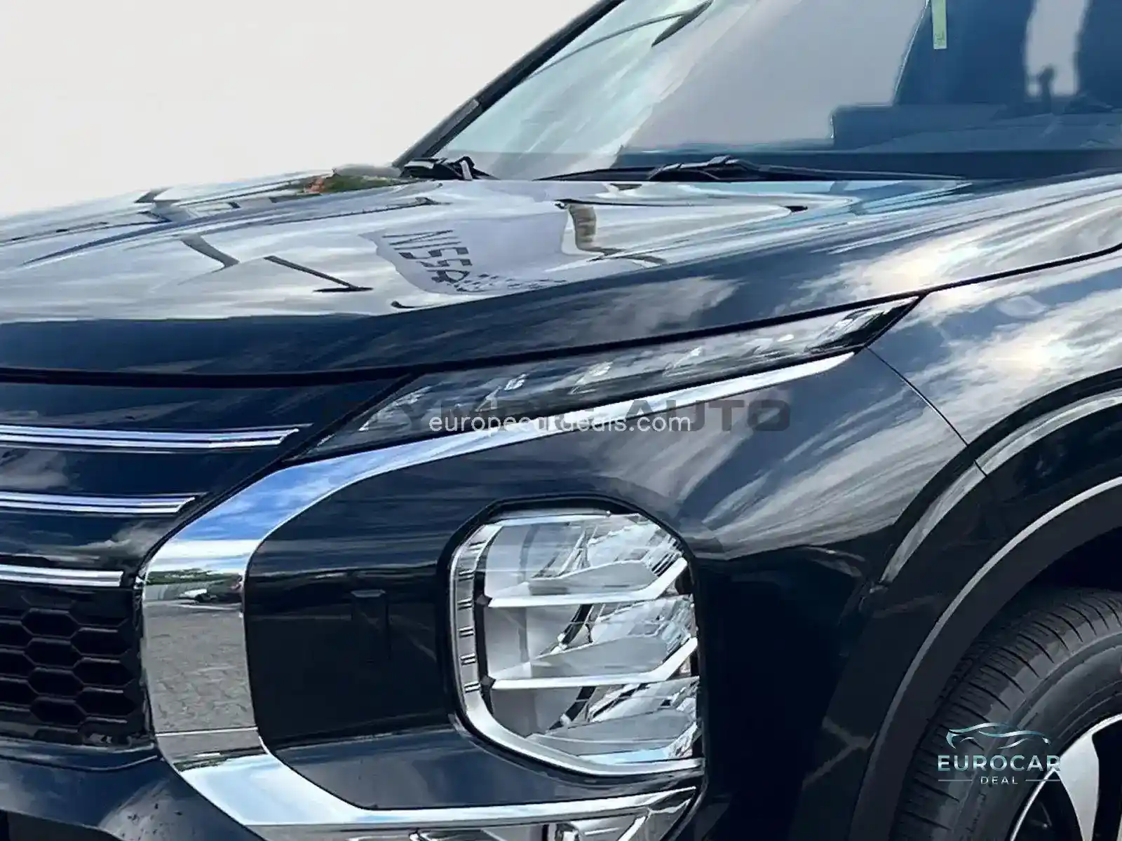 Mitsubishi Plug-in Hybrid Outlander