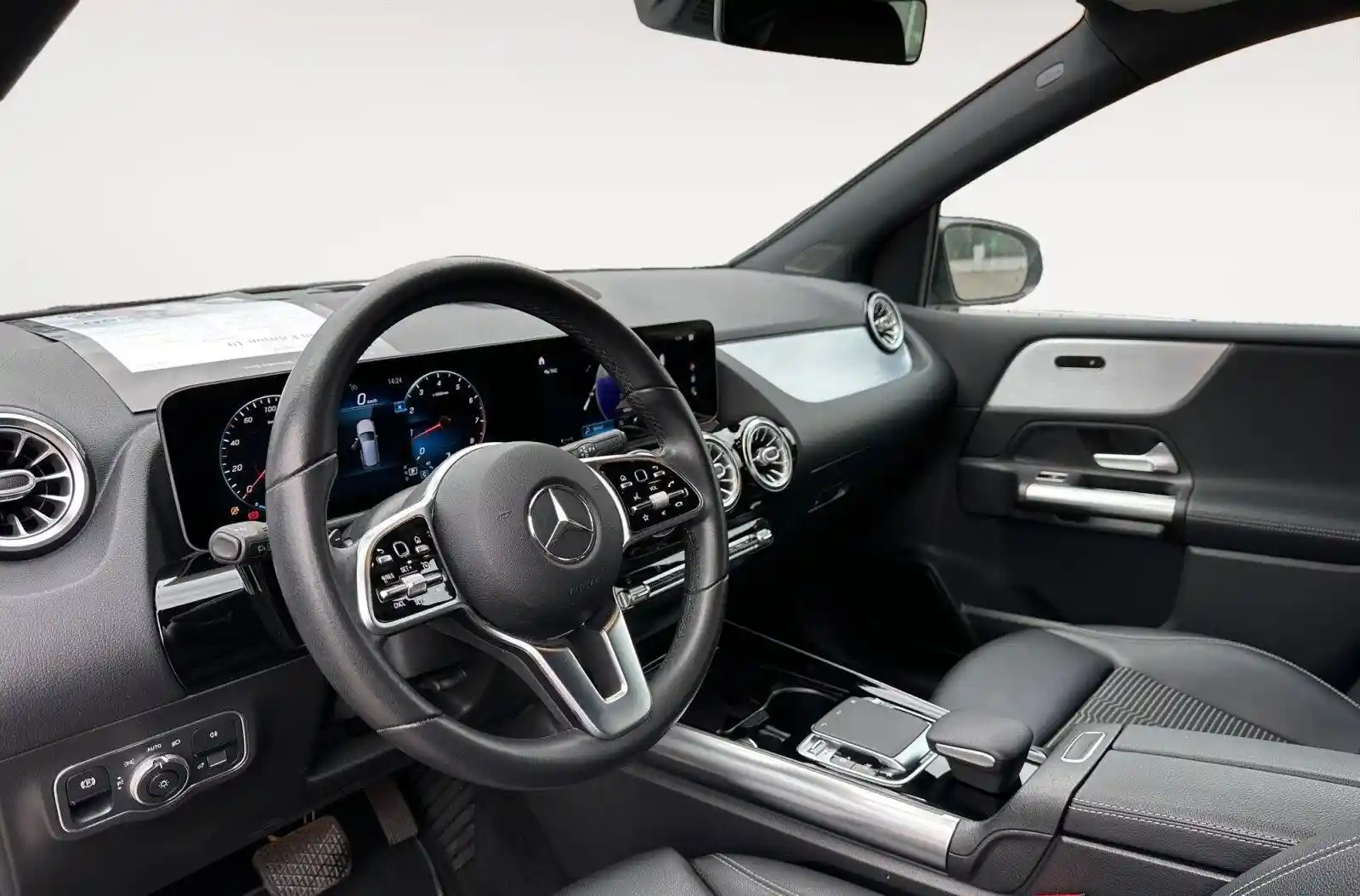 Mercedes-Benz B 200