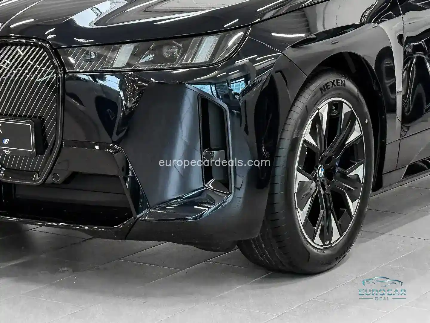 BMW iX