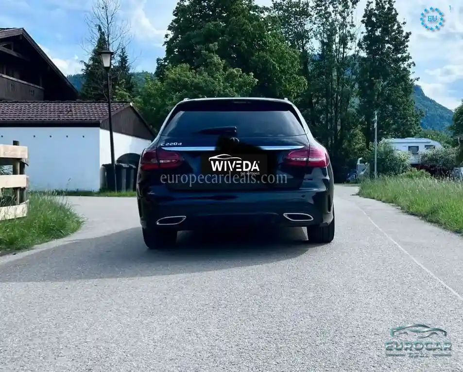 Mercedes-Benz C 220