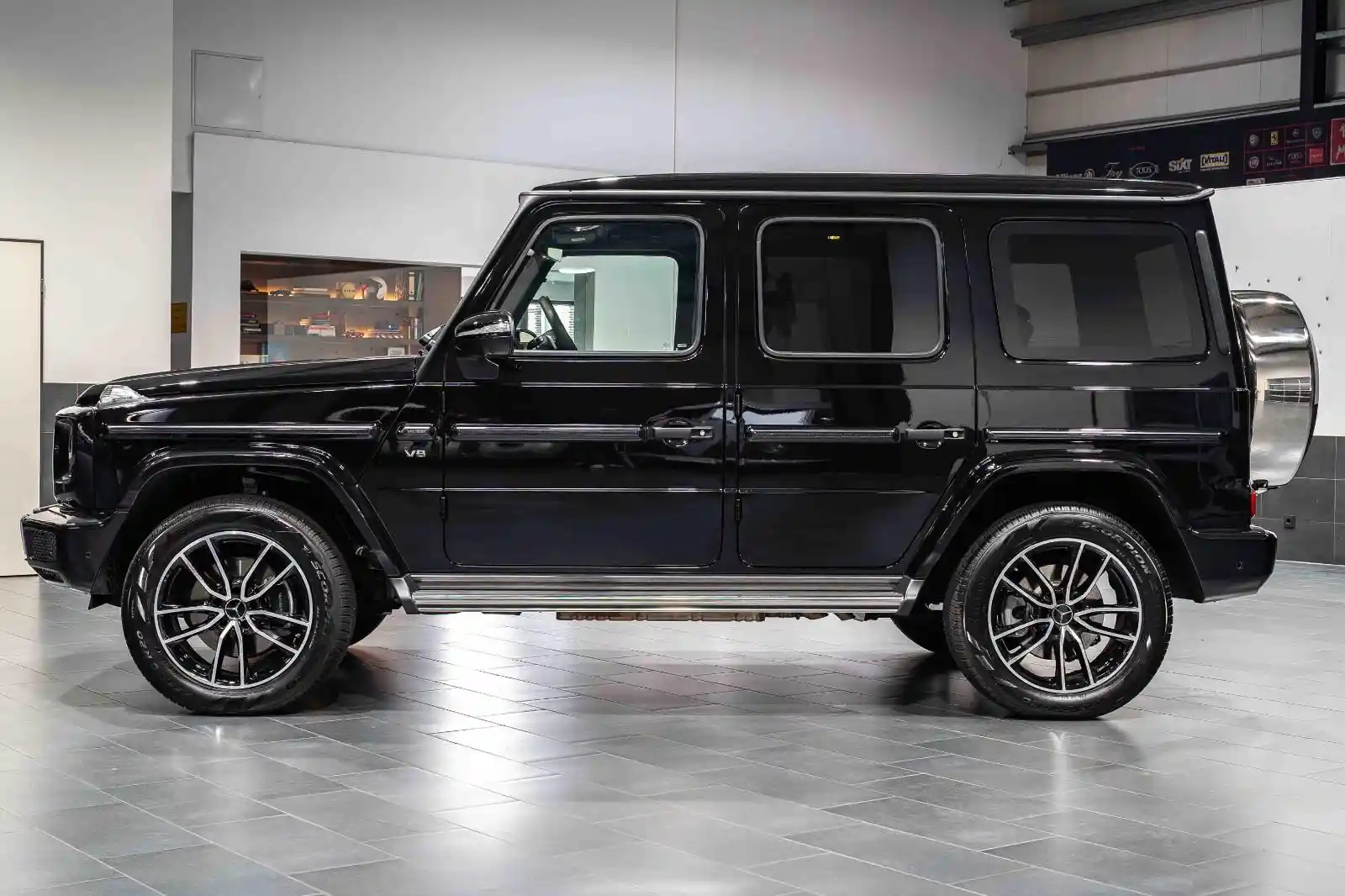 Mercedes-Benz G 500