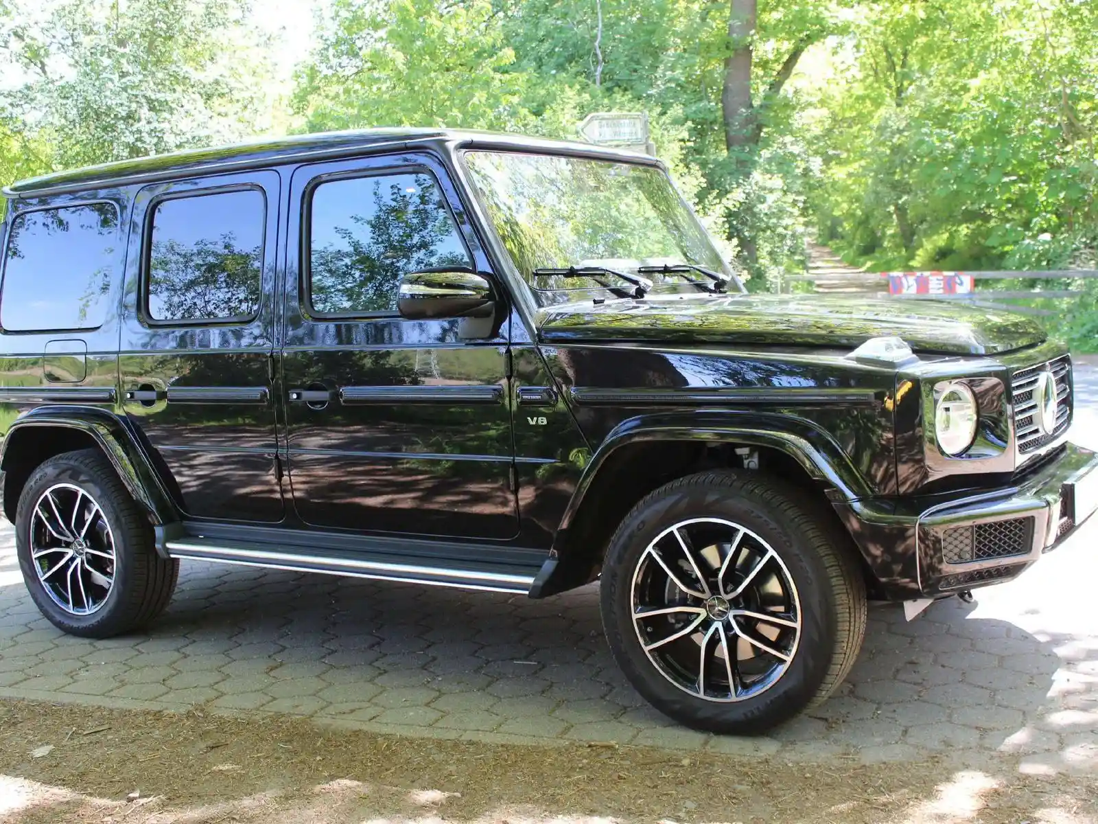 Mercedes-Benz G 500