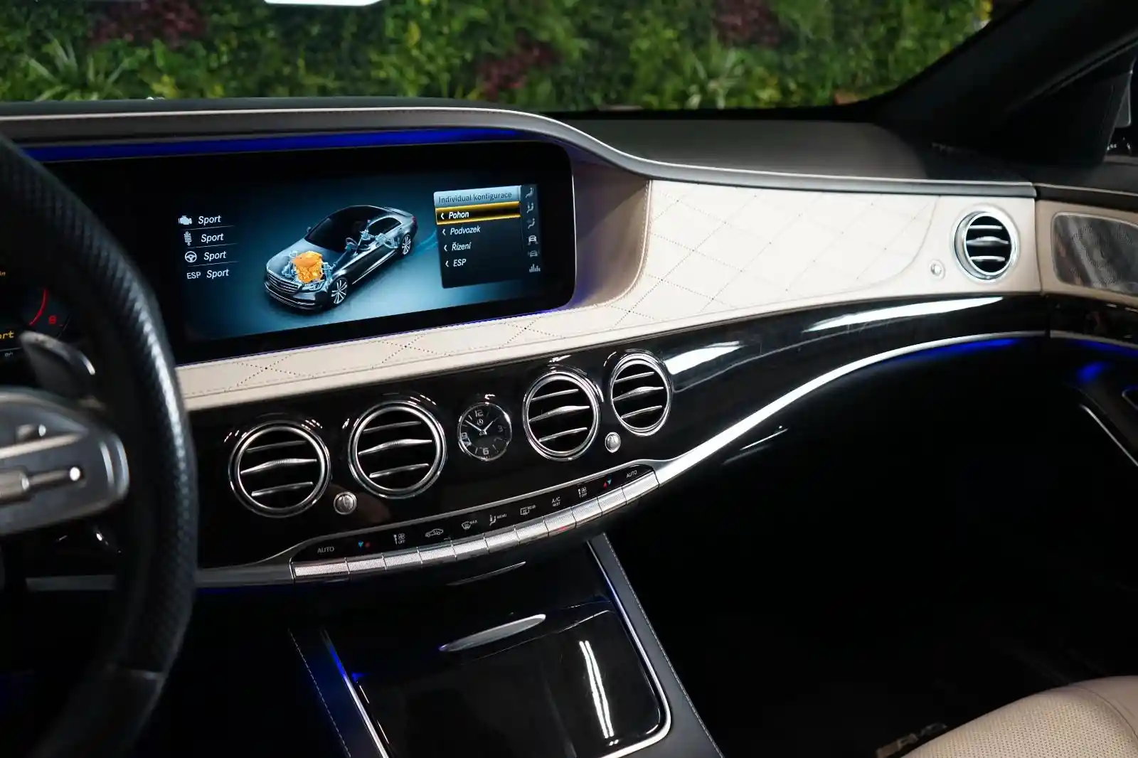 Mercedes-Benz S 560