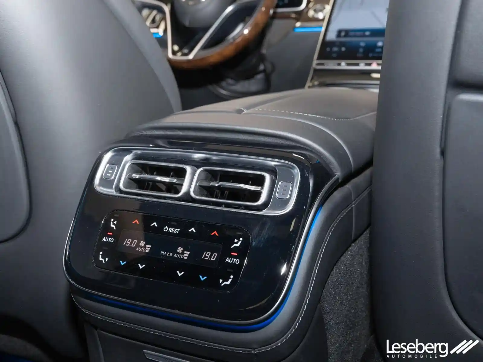 Mercedes-Benz S 500