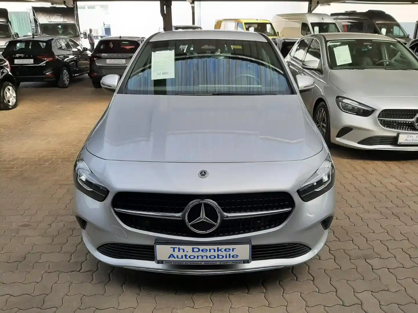 Mercedes-Benz B 200
