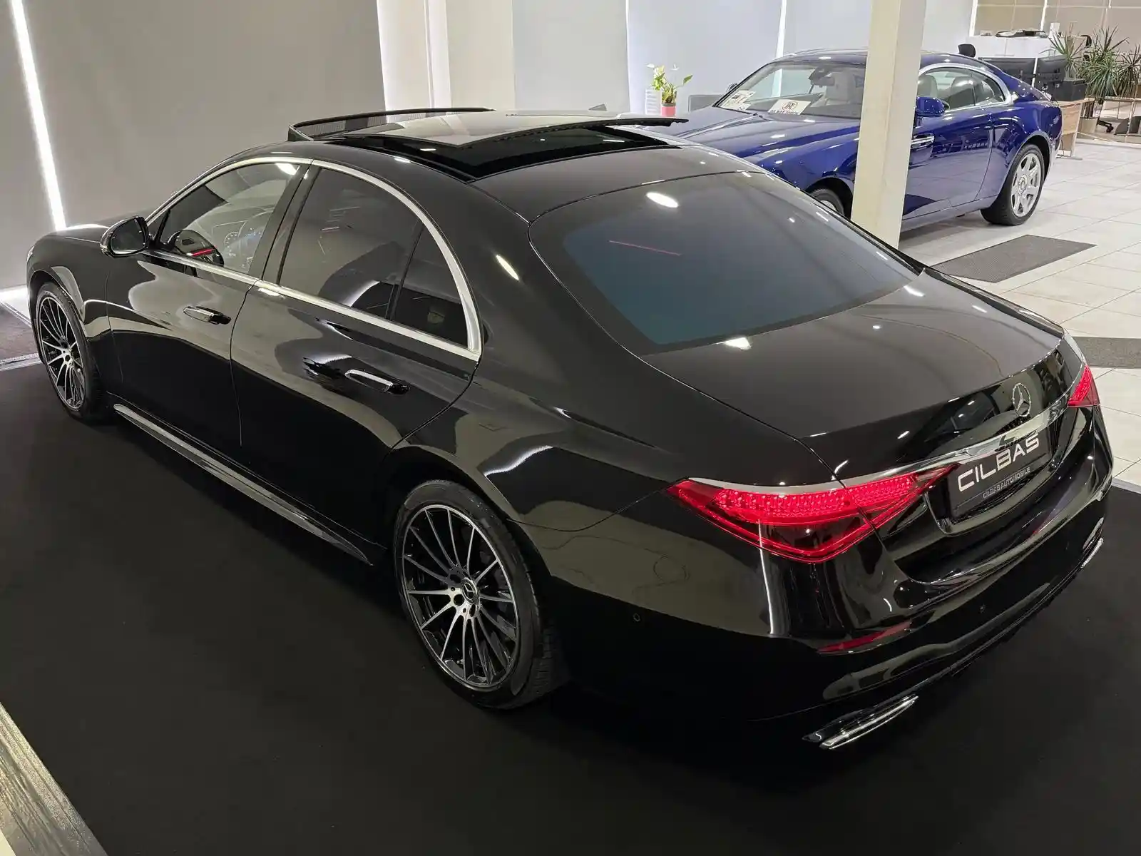 Mercedes-Benz S 400