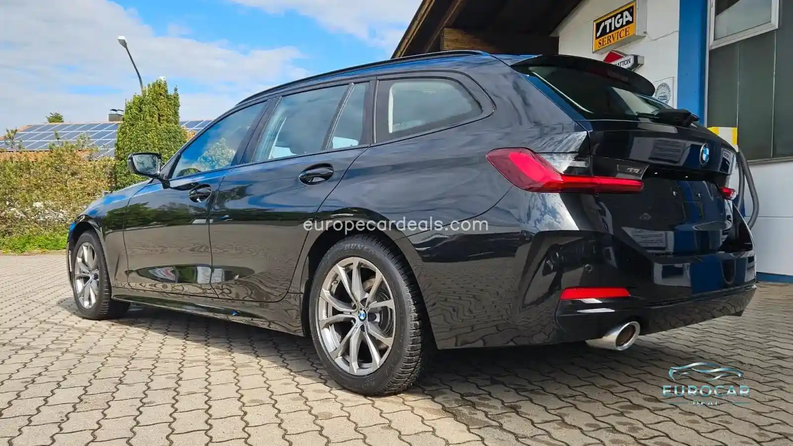 BMW 320