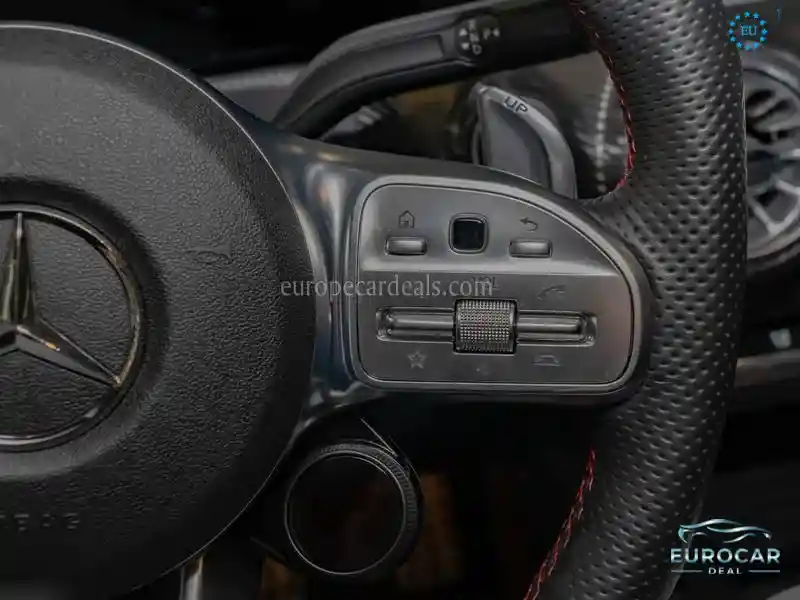 Mercedes-Benz CLA 35 AMG Shooting Brake