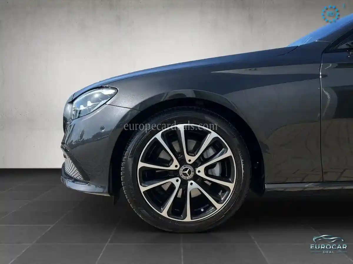Mercedes-Benz E 200