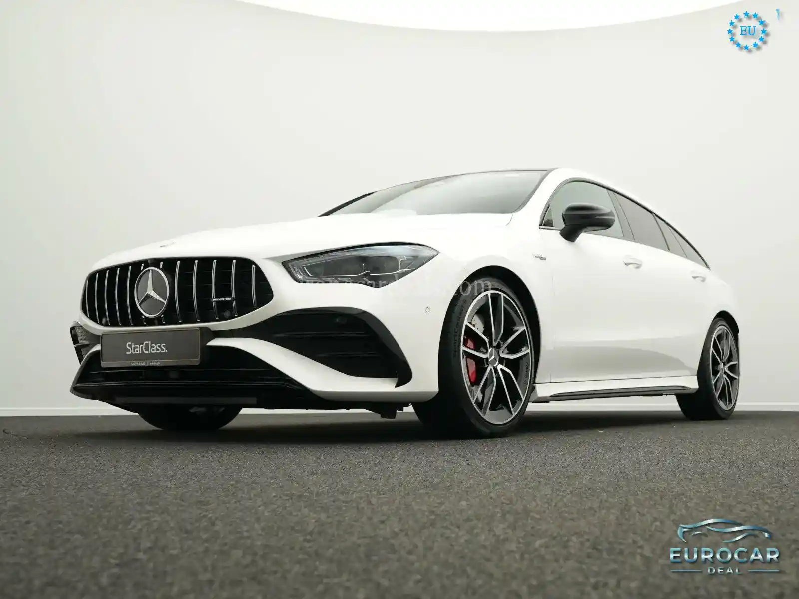 Mercedes-Benz CLA 35 AMG Shooting Brake
