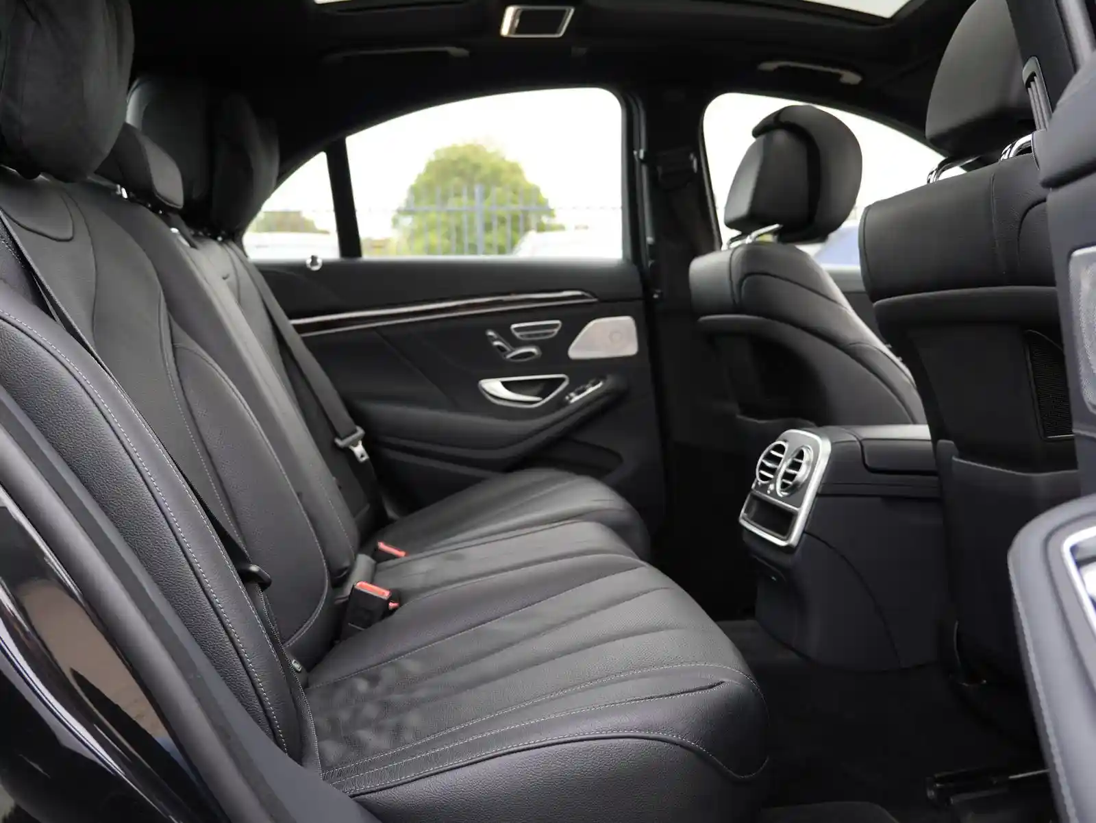 Mercedes-Benz S 350