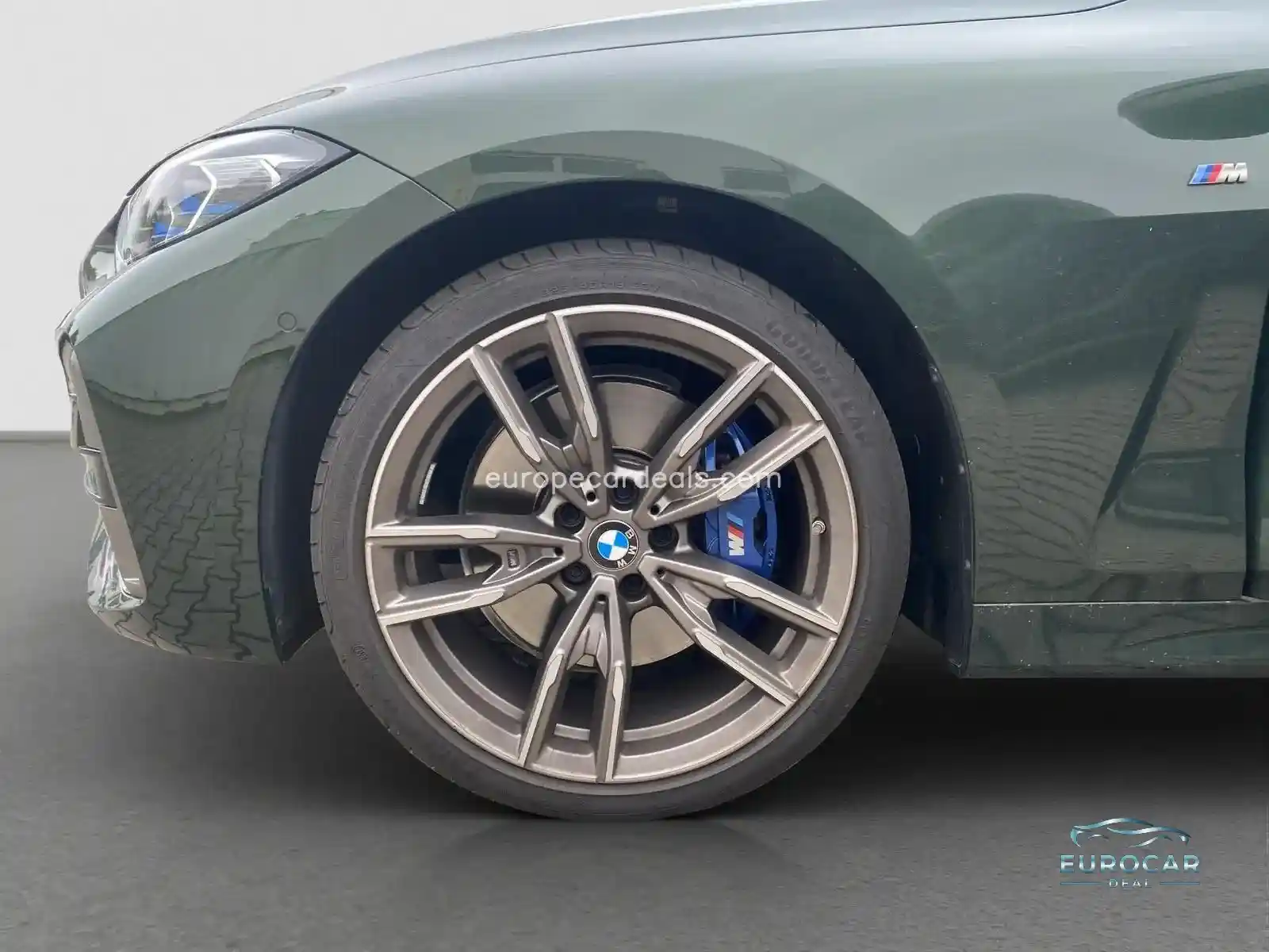 BMW M440