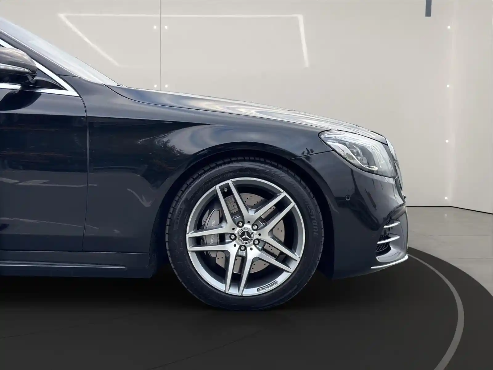 Mercedes-Benz S 500