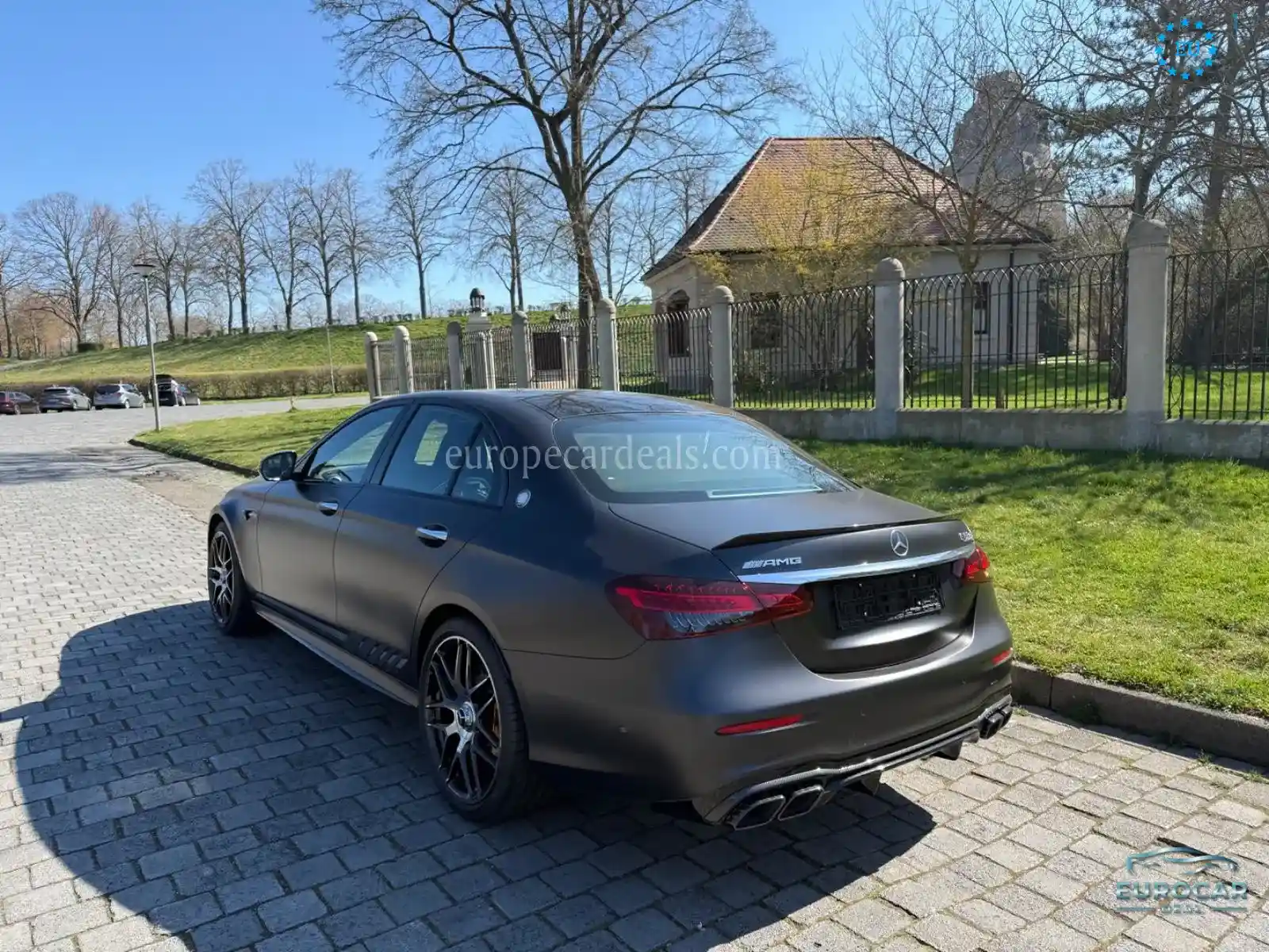 Mercedes-Benz E 63 AMG