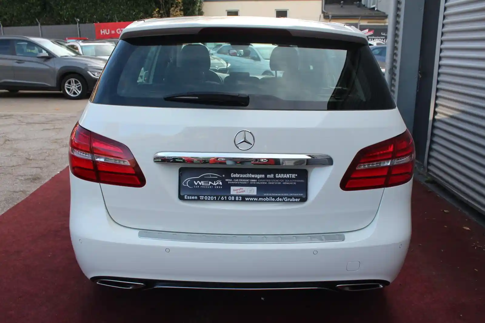 Mercedes-Benz B 200