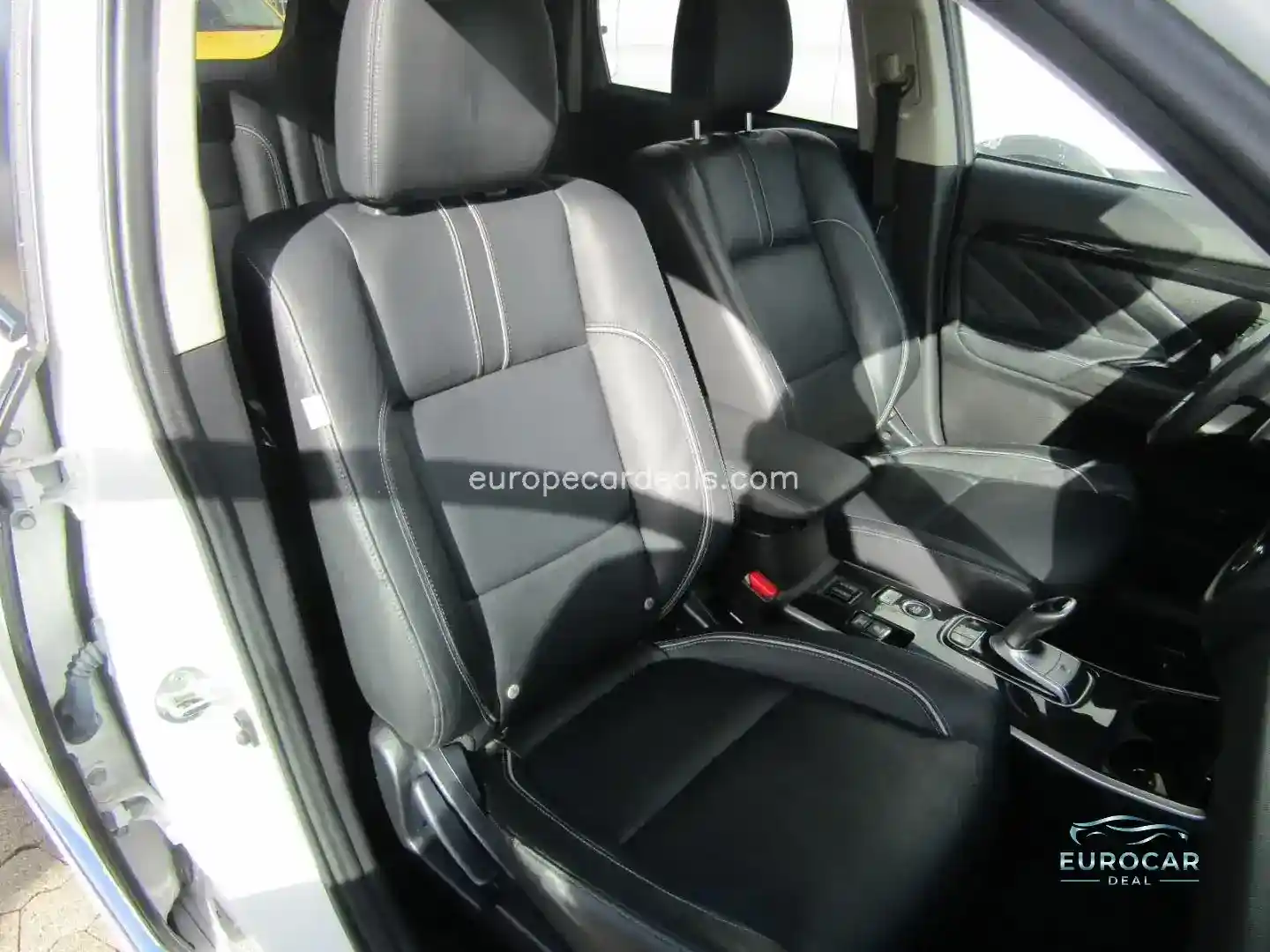 Mitsubishi Plug-in Hybrid Outlander