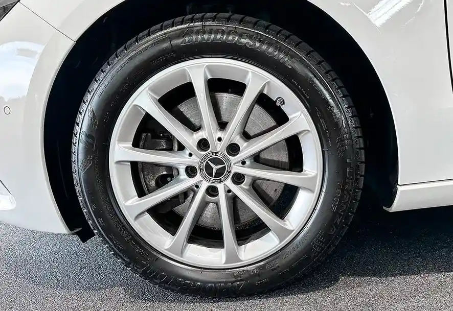 Mercedes-Benz B 250