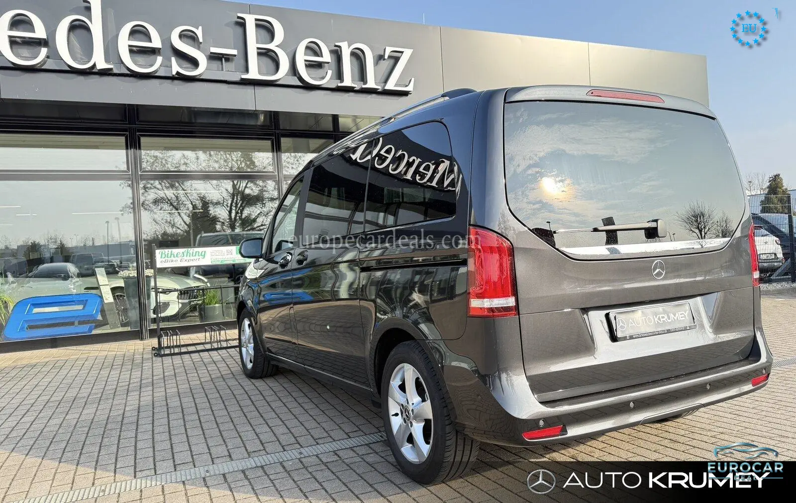 Mercedes-Benz V 220