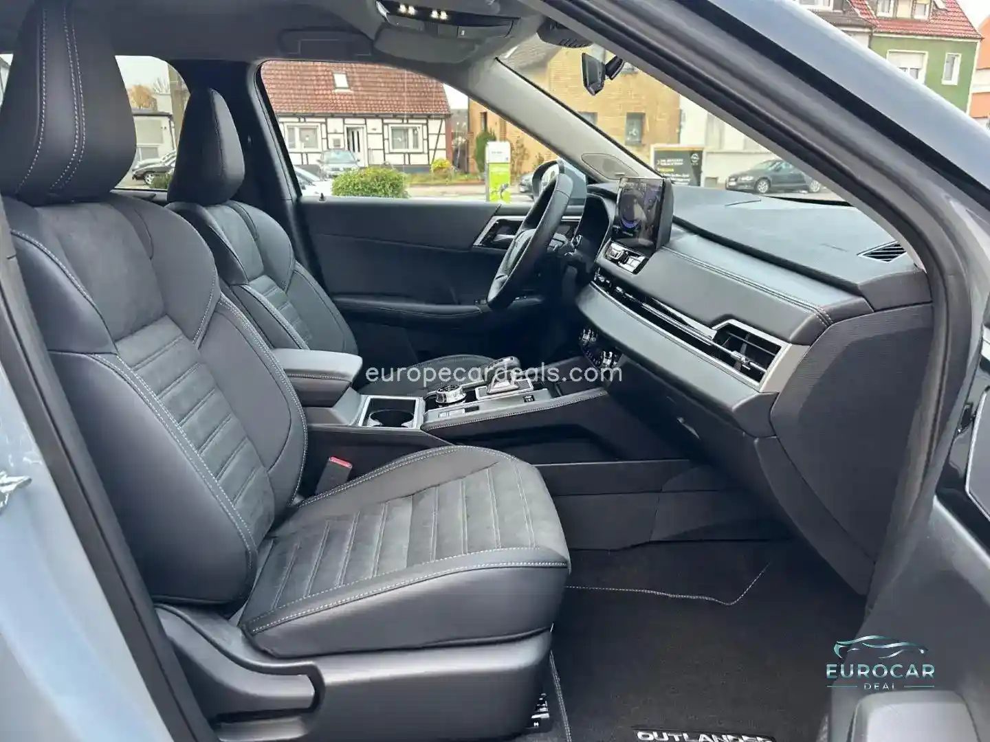 Mitsubishi Plug-in Hybrid Outlander