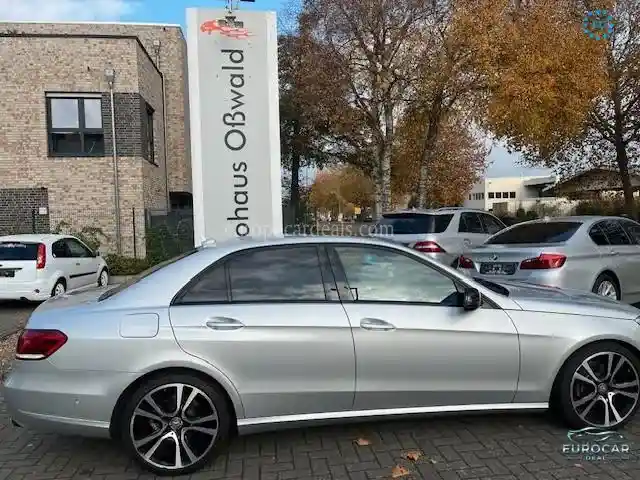Mercedes-Benz E 220