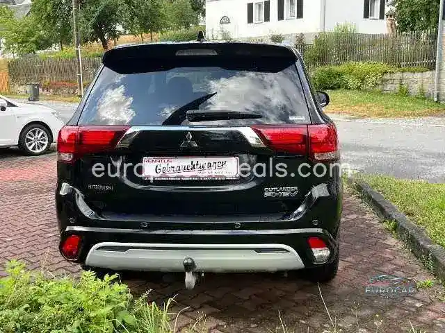Mitsubishi Plug-in Hybrid Outlander