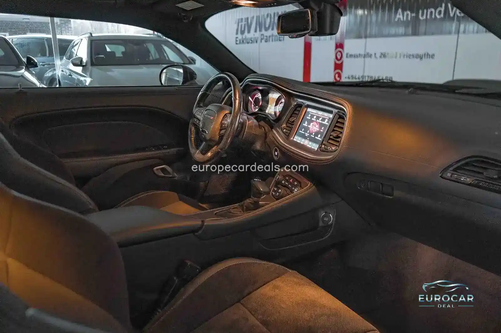 Dodge Challenger