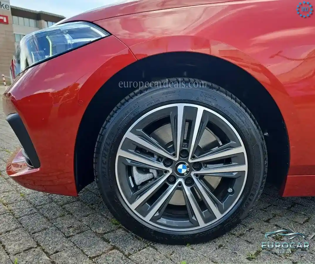 BMW 120