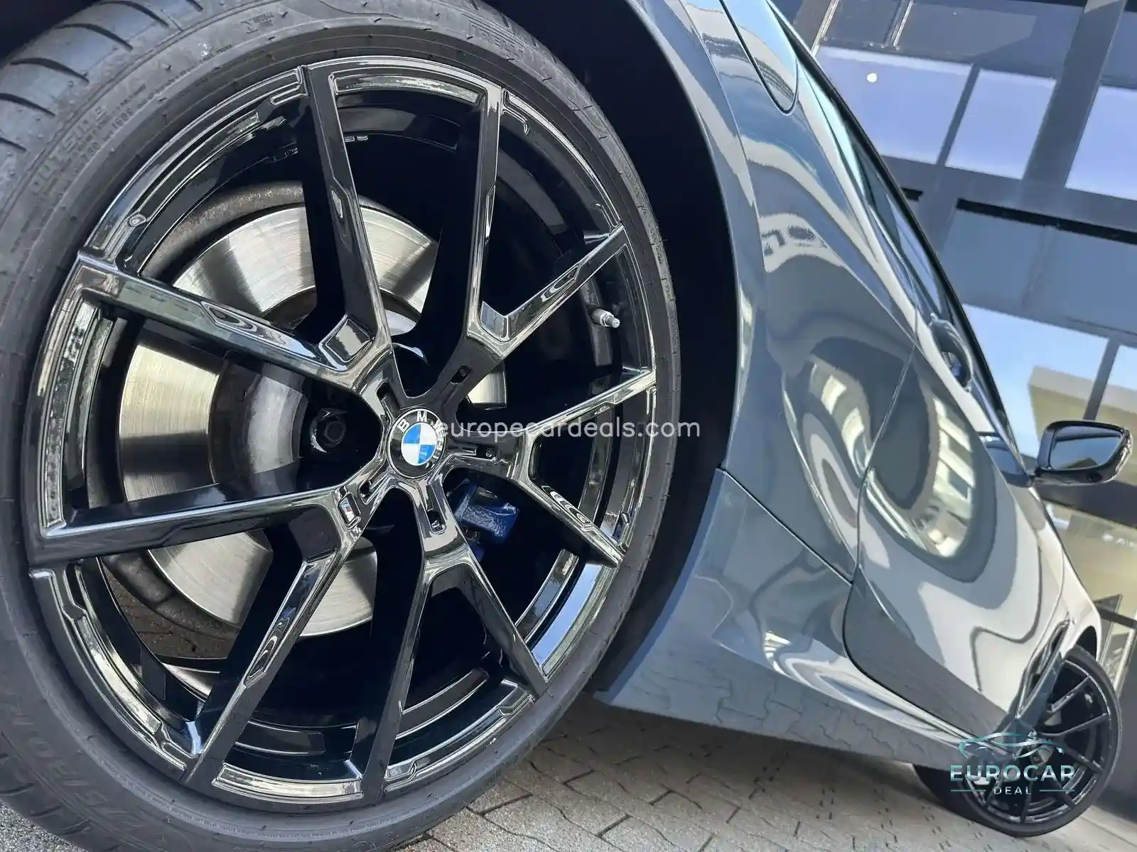 BMW 840